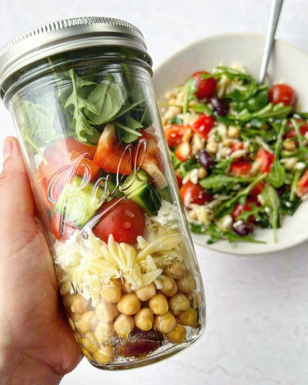 Salad in a Jar - Greek Orzo Salad in a Jar - Salad in a Jar Meal Prep